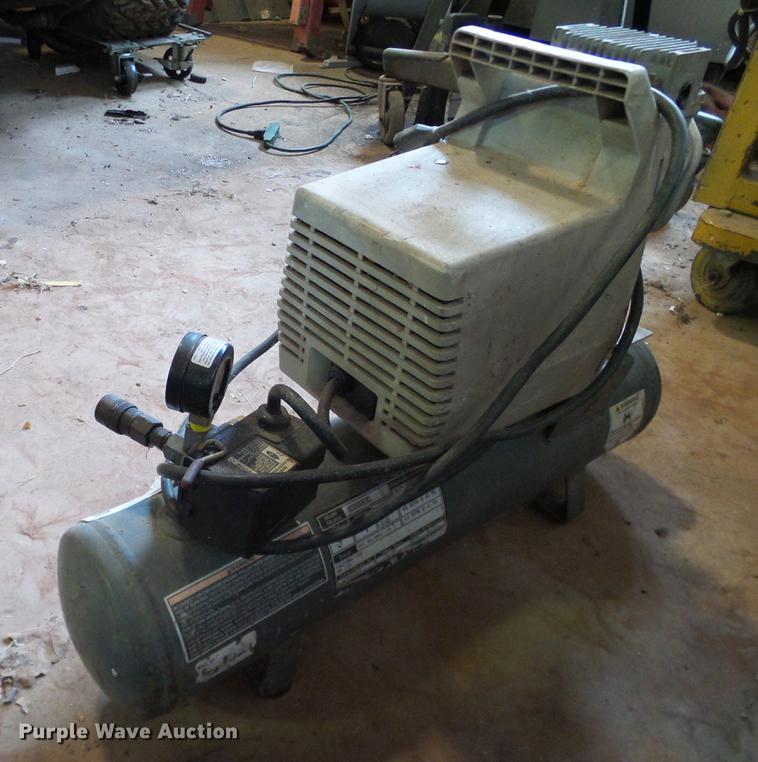 image for item DA6880 Steel Driver air compressor