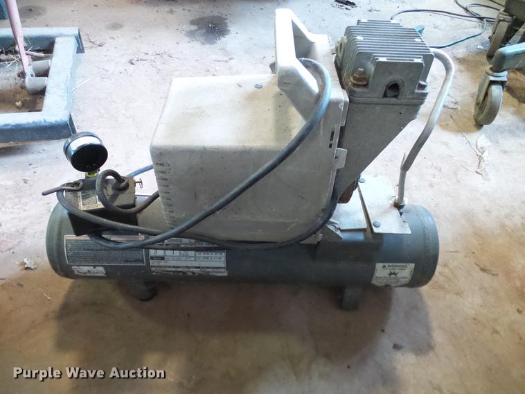 image for item DA6880 Steel Driver air compressor