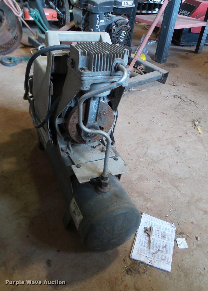 image for item DA6880 Steel Driver air compressor