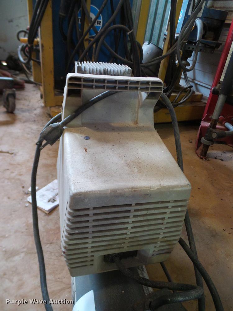 image for item DA6880 Steel Driver air compressor