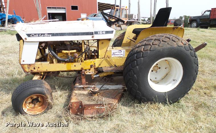 image for item DA6885 1972 Cub Cadet 154 Loboy tractor