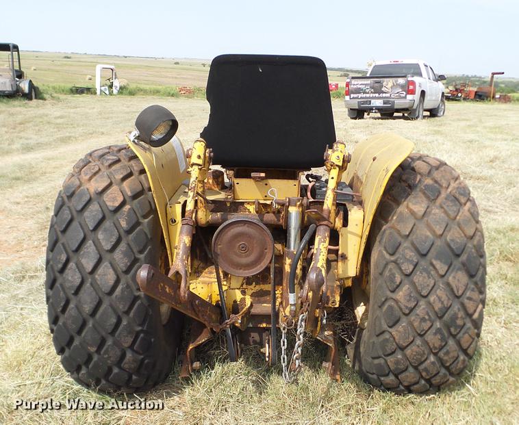 image for item DA6885 1972 Cub Cadet 154 Loboy tractor