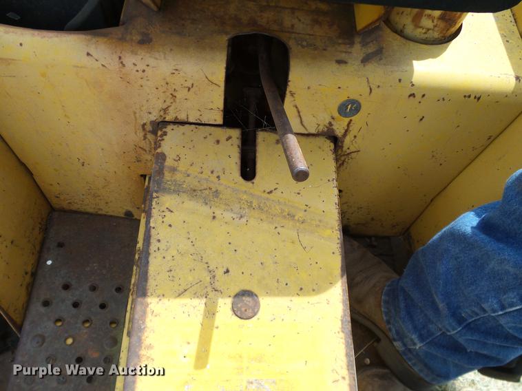 image for item DA6885 1972 Cub Cadet 154 Loboy tractor