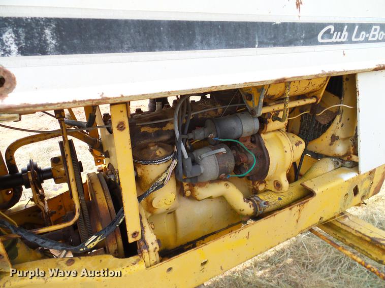 image for item DA6885 1972 Cub Cadet 154 Loboy tractor