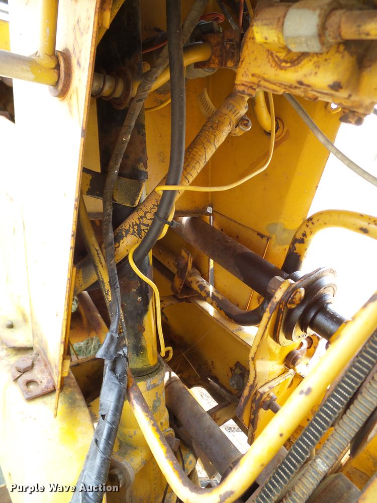 image for item DA6885 1972 Cub Cadet 154 Loboy tractor