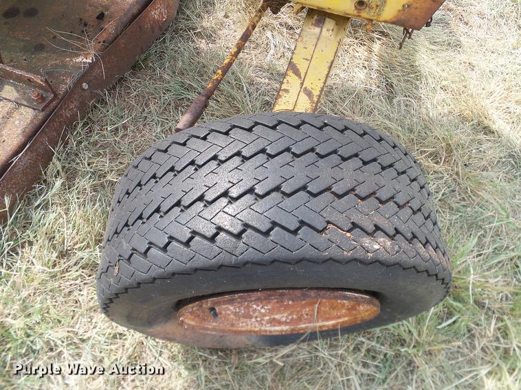 image for item DA6885 1972 Cub Cadet 154 Loboy tractor