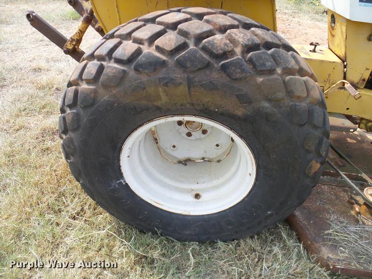 image for item DA6885 1972 Cub Cadet 154 Loboy tractor