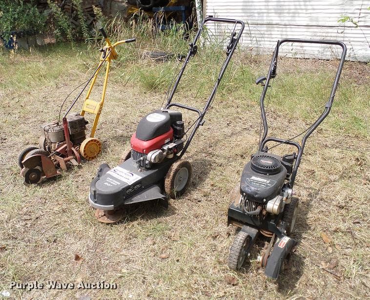 image for item DA6887 Lawn and garden equipment