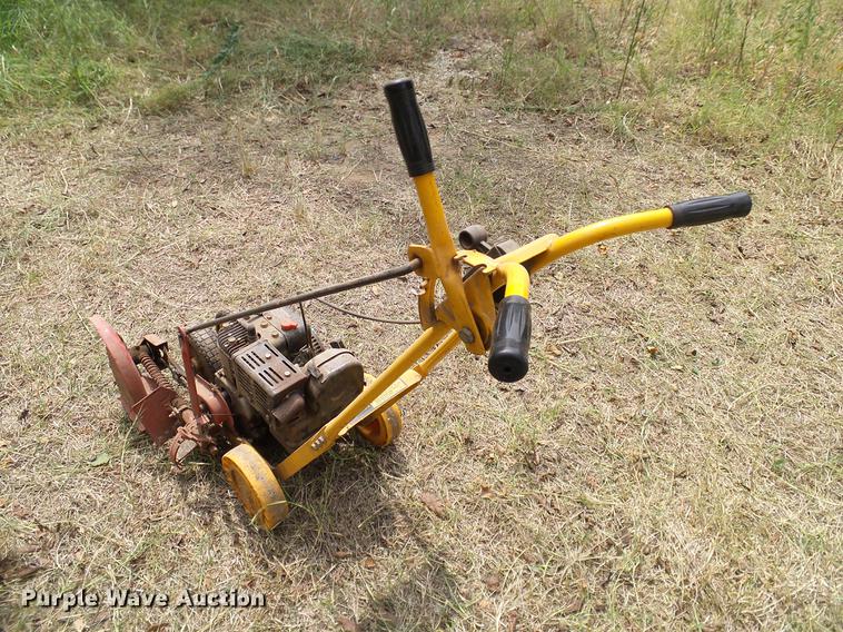 image for item DA6887 Lawn and garden equipment