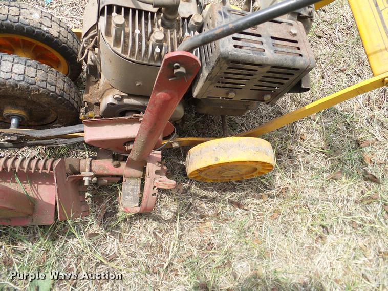 image for item DA6887 Lawn and garden equipment