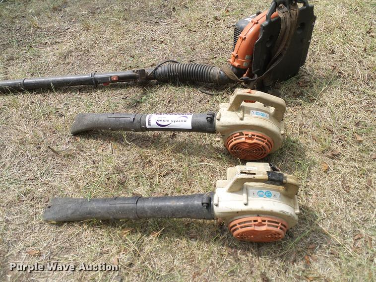 image for item DA6888 (3) leaf blowers