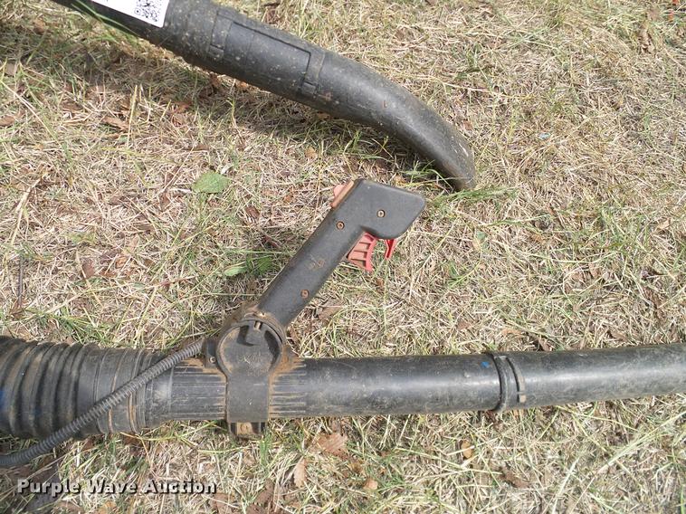 image for item DA6888 (3) leaf blowers