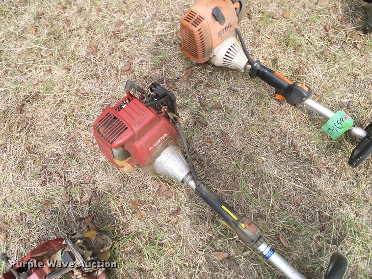 image for item DA6889 (6) string trimmers