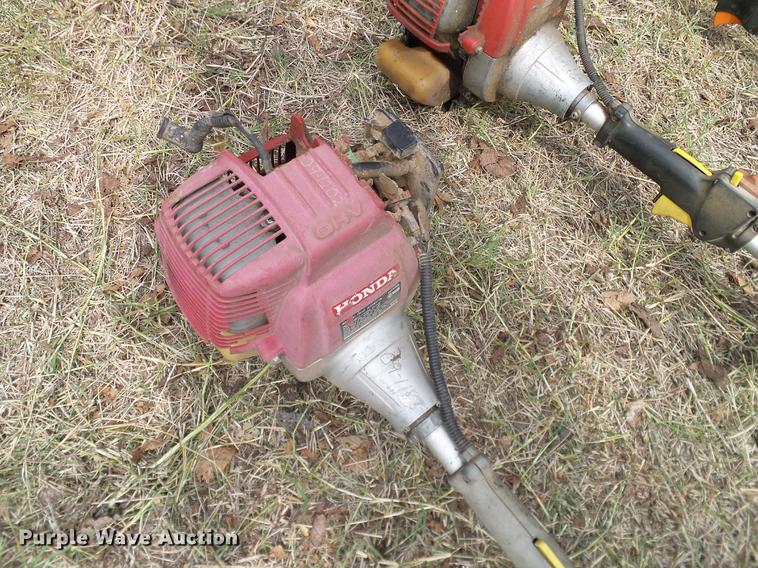 image for item DA6889 (6) string trimmers