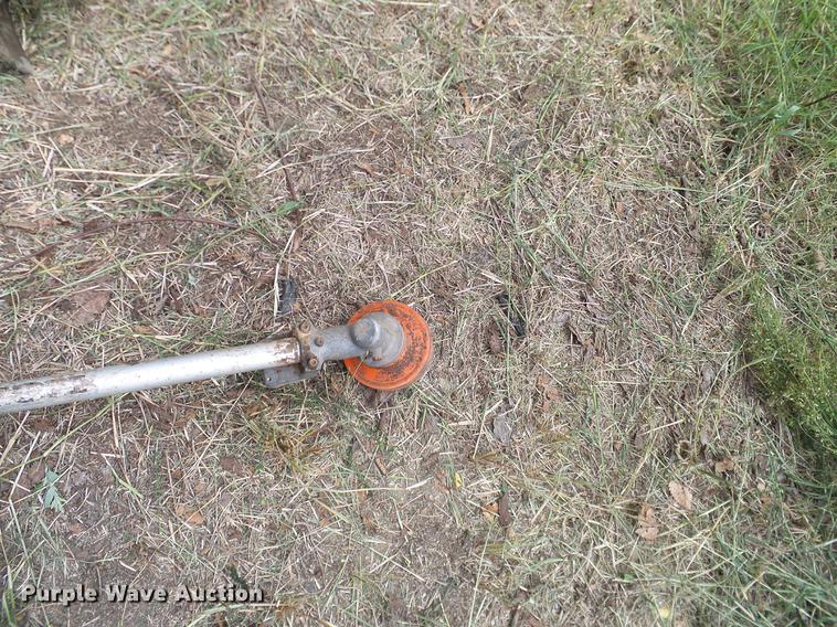 image for item DA6889 (6) string trimmers