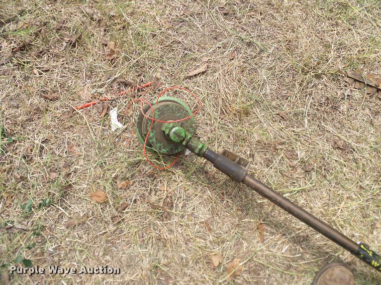 image for item DA6890 Lawn and garden equipment