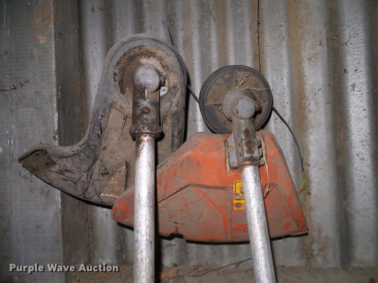 image for item DA6890 Lawn and garden equipment