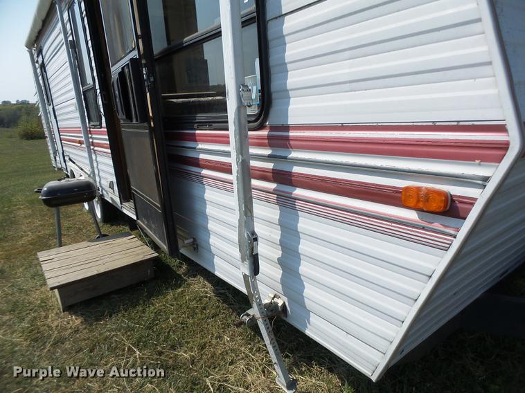 image for item DB1440 1992 Jayco 300FK Eagles series camper