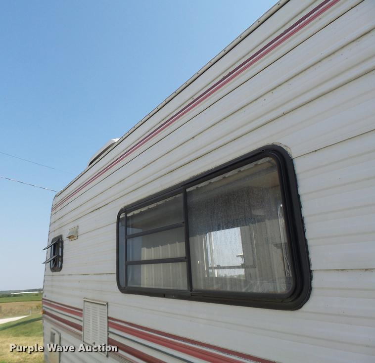 image for item DB1440 1992 Jayco 300FK Eagles series camper