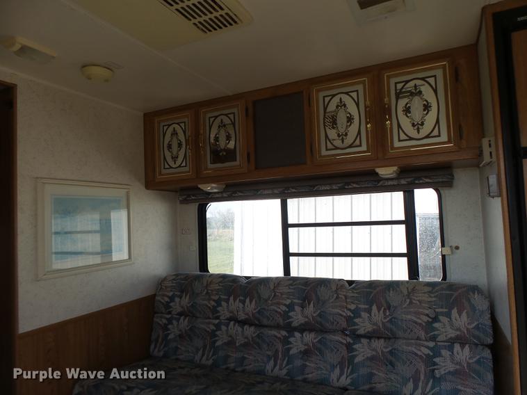 image for item DB1440 1992 Jayco 300FK Eagles series camper