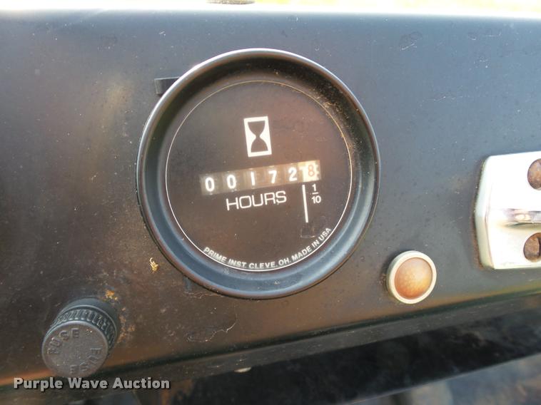 image for item DB4158 2000 PUG B624 utility vehicle