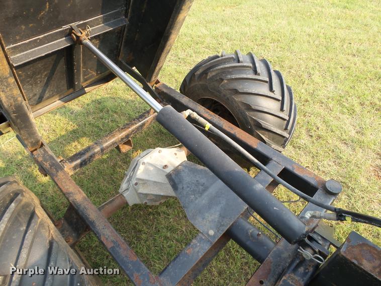 image for item DB4158 2000 PUG B624 utility vehicle