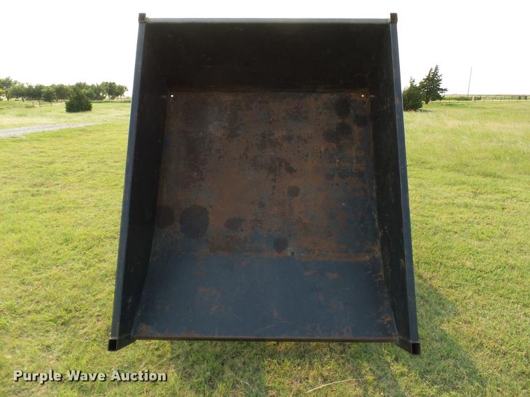 image for item DB4158 2000 PUG B624 utility vehicle