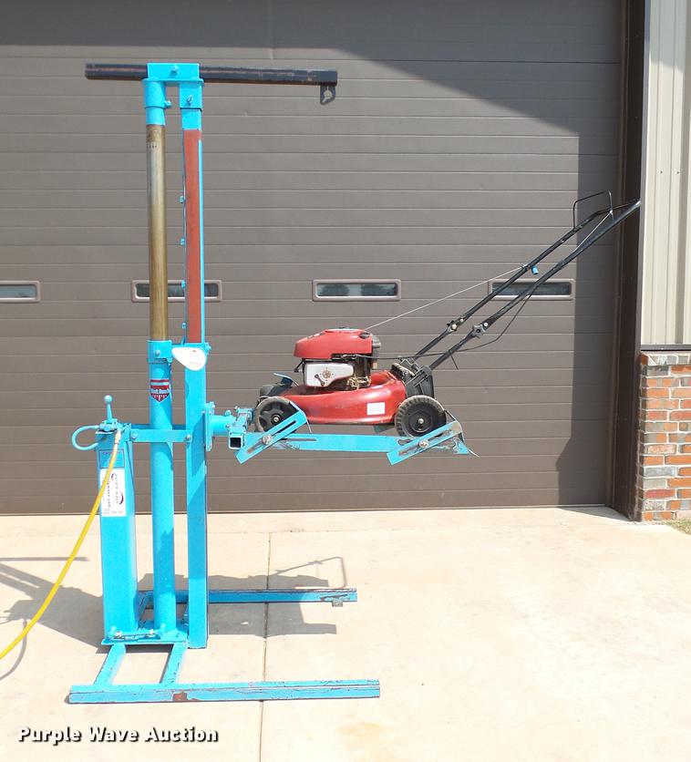 image for item DB4160 Specialty Motors lawn mower lift