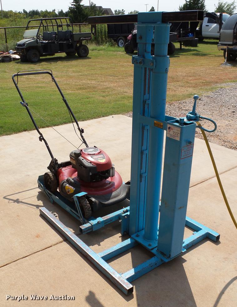 image for item DB4160 Specialty Motors lawn mower lift