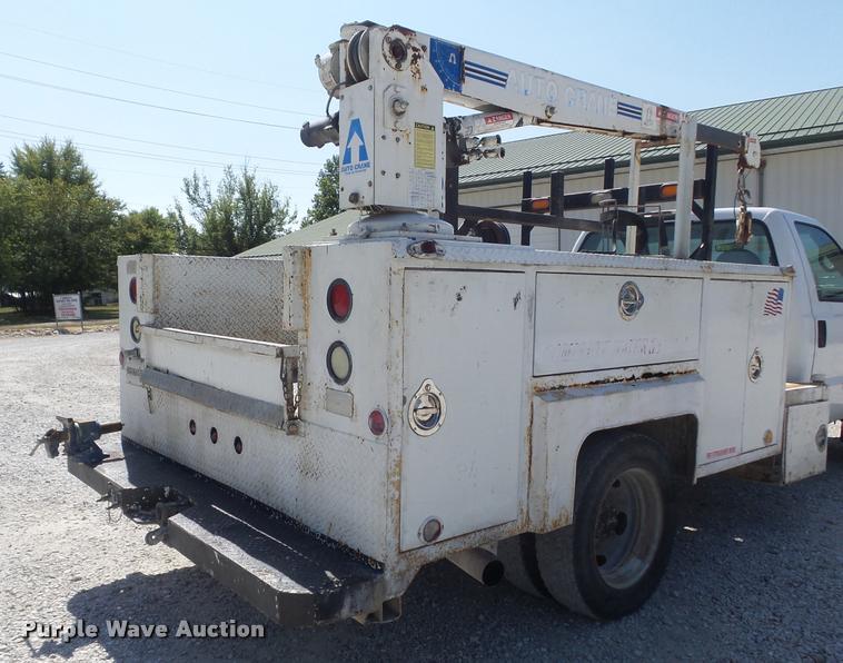 image for item DB6439 Turner Body 60.52.1T.FFSD utility bed with crane