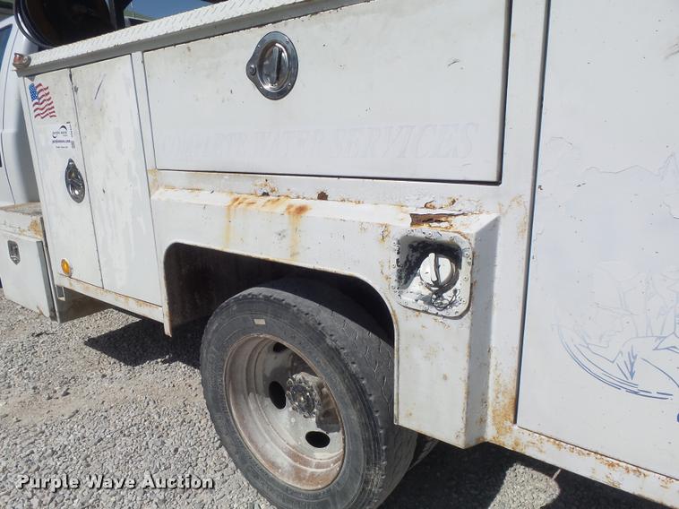 image for item DB6439 Turner Body 60.52.1T.FFSD utility bed with crane