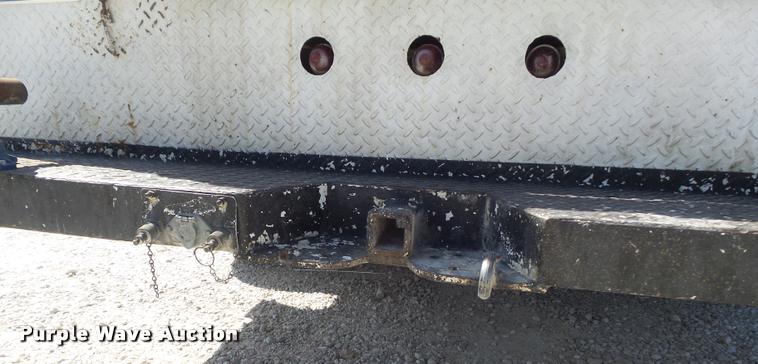 image for item DB6439 Turner Body 60.52.1T.FFSD utility bed with crane