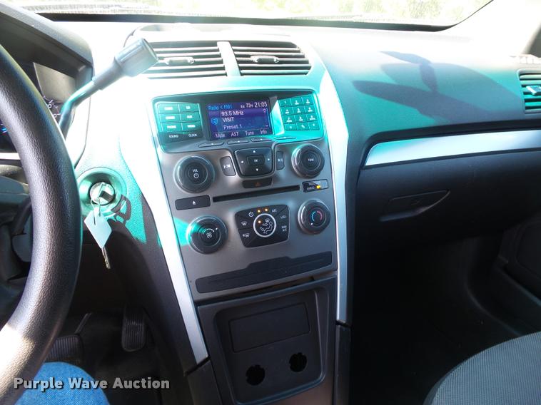 image for item DB7393 2013 Ford Explorer Police SUV