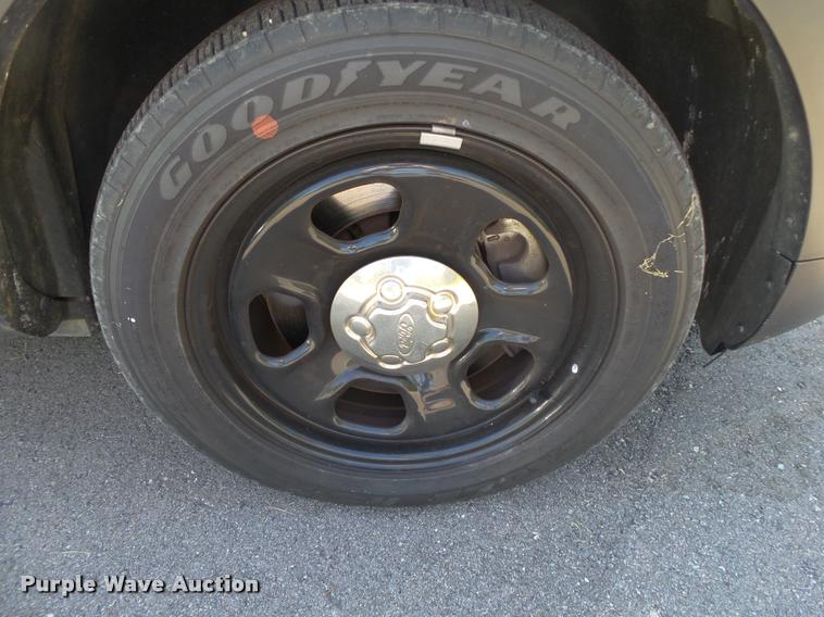 image for item DB7394 2013 Ford Explorer Police SUV