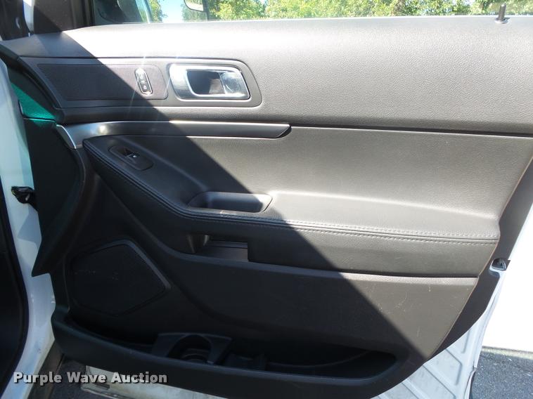 image for item DB7394 2013 Ford Explorer Police SUV