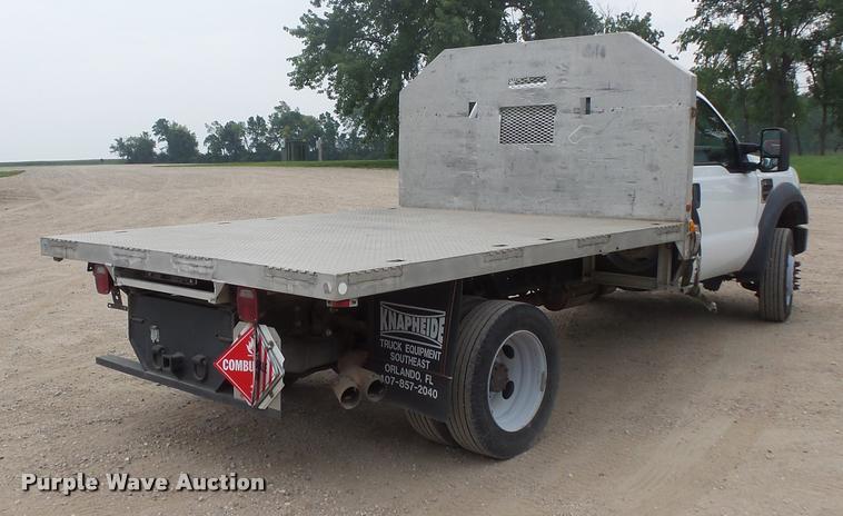 image for item DB8173 2009 Ford F550 Super Duty flatbed truck