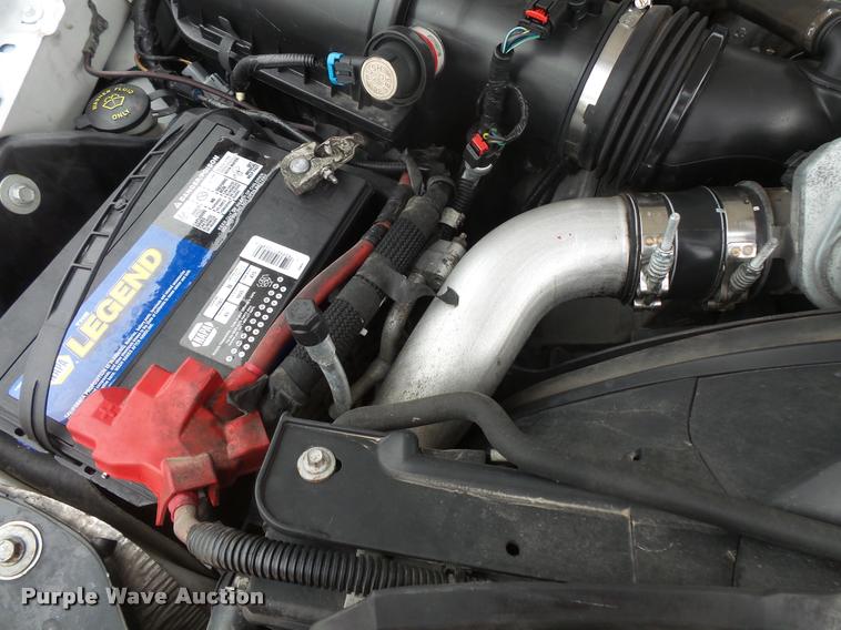 image for item DB8173 2009 Ford F550 Super Duty flatbed truck