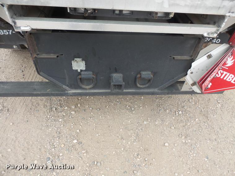 image for item DB8173 2009 Ford F550 Super Duty flatbed truck