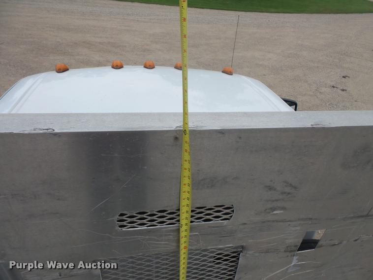 image for item DB8173 2009 Ford F550 Super Duty flatbed truck