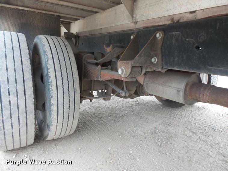 image for item DB8173 2009 Ford F550 Super Duty flatbed truck