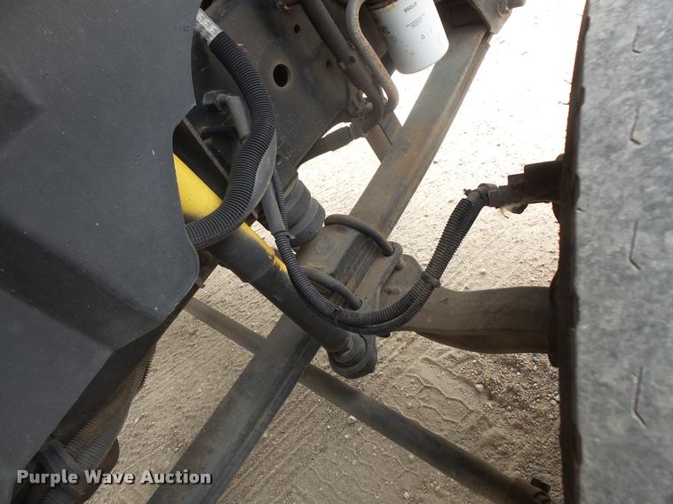 image for item DB8174 2001 Chevrolet C6500 service truck