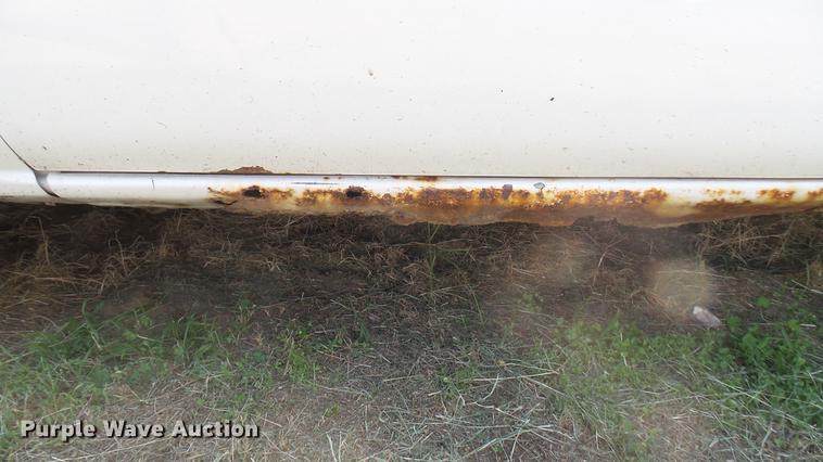 image for item DC1752 2002 Chevrolet Silverado 1500 pickup truck