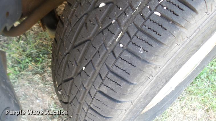 image for item DC1752 2002 Chevrolet Silverado 1500 pickup truck