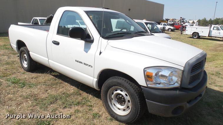 image for item DC1753 2007 Dodge Ram 1500 pickup truck