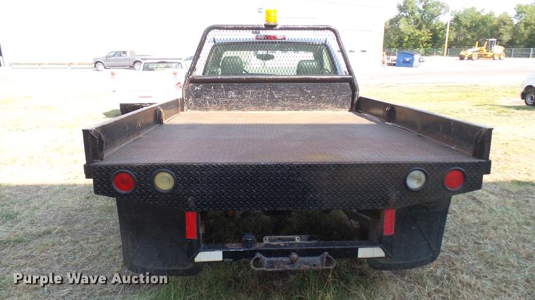 image for item DC1758 2004 Chevrolet Silverado 1500 flatbed pickup truck