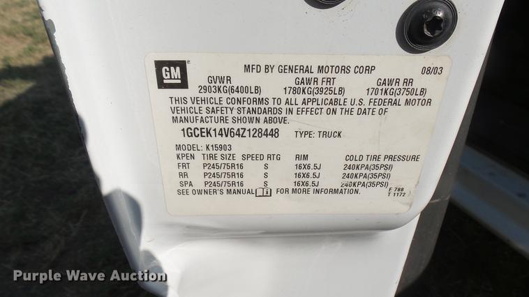 image for item DC1758 2004 Chevrolet Silverado 1500 flatbed pickup truck