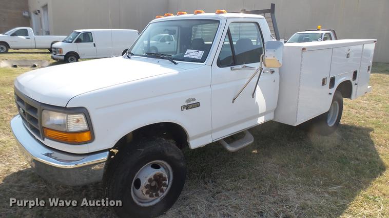 image for item DC1759 1994 Ford F450 Super Duty XL utility truck