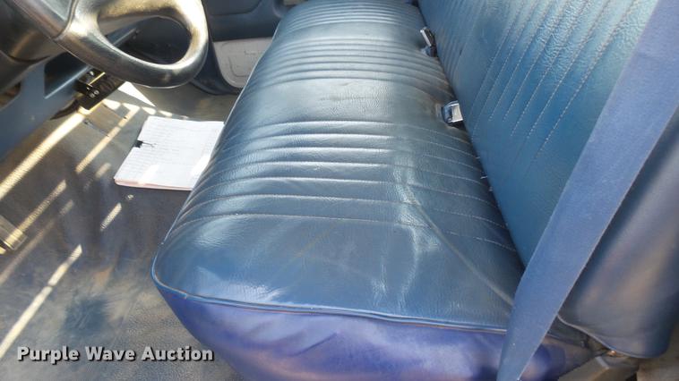 image for item DC1759 1994 Ford F450 Super Duty XL utility truck