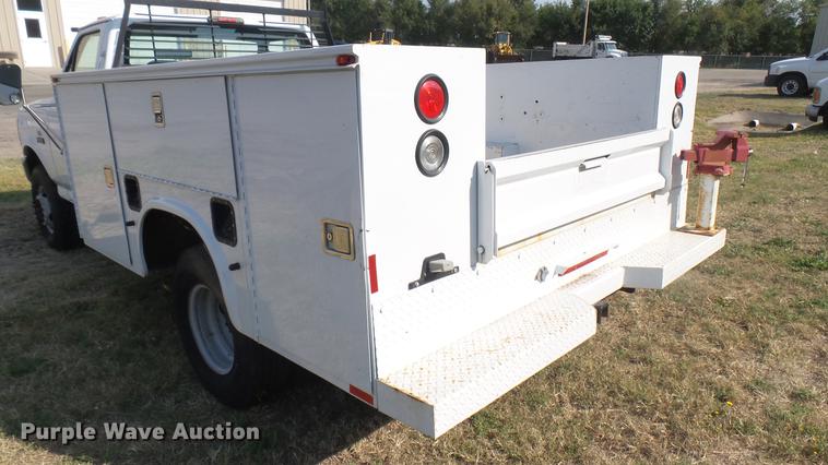 image for item DC1759 1994 Ford F450 Super Duty XL utility truck