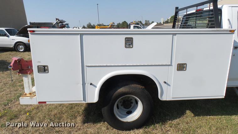 image for item DC1759 1994 Ford F450 Super Duty XL utility truck